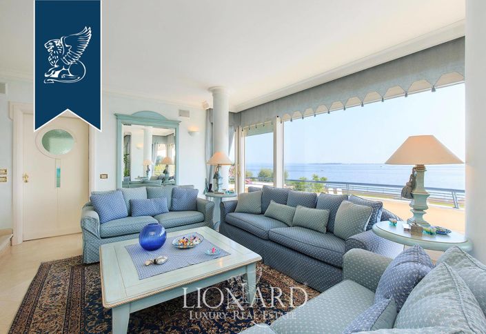 Image No.33-2 Bed Villa for sale