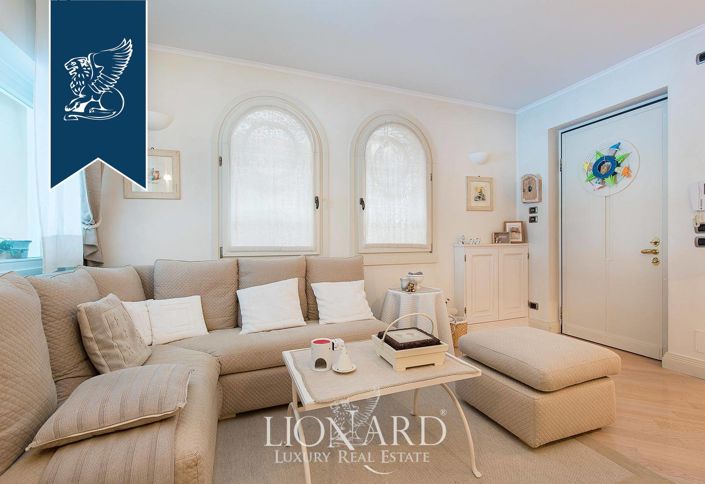 Image No.38-2 Bed Villa for sale