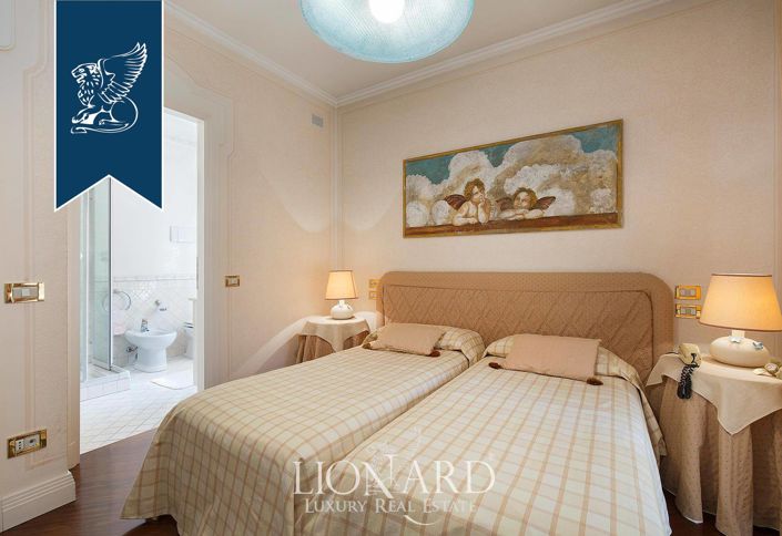 Image No.42-2 Bed Villa for sale