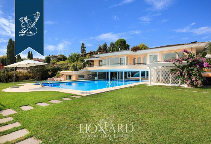 Image No.6-2 Bed Villa for sale