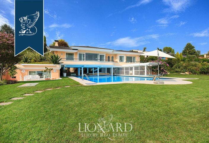 Image No.8-2 Bed Villa for sale