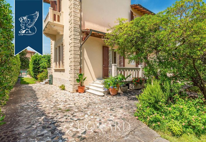 Image No.4-6 Bed Villa for sale