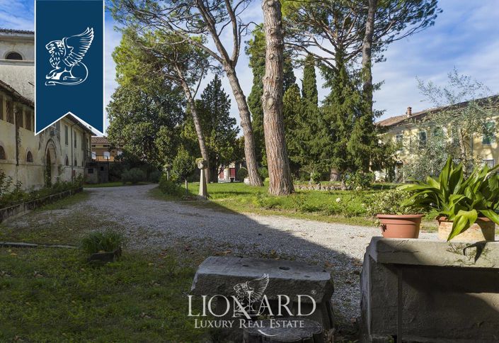 Image No.22-8 Bed Villa for sale