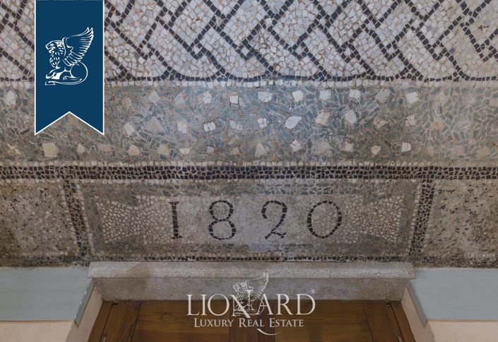 Image No.36-8 Bed Villa for sale