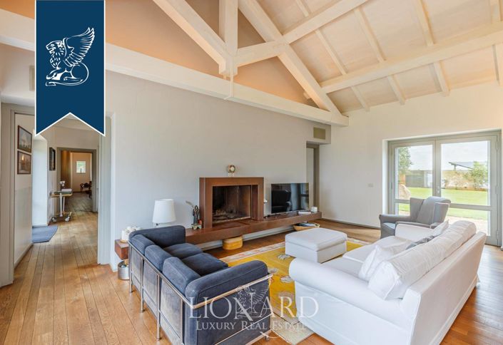 Image No.26-4 Bed Villa for sale