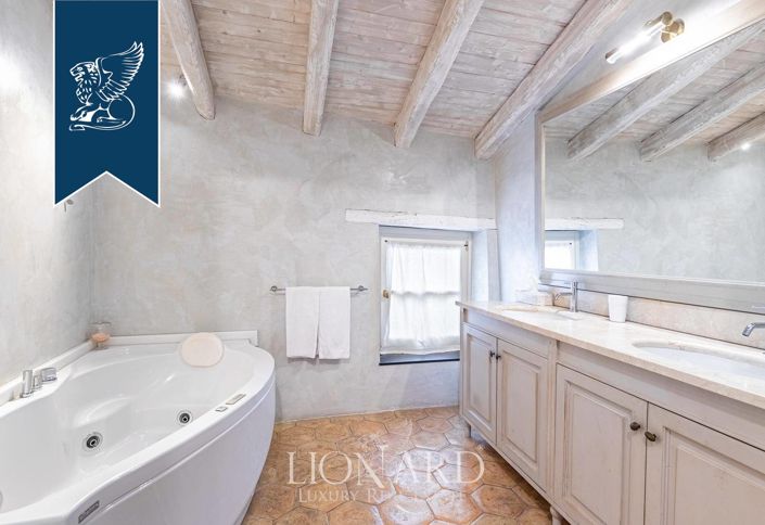 Image No.26-Un hôtel de 14 chambres à vendre à Borgomaro