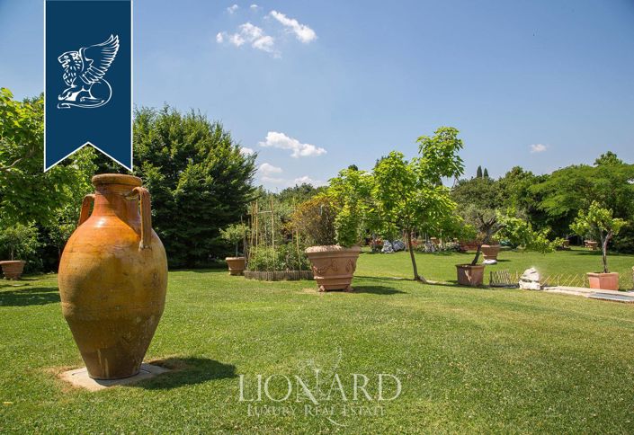 Image No.29-7 Bed Villa for sale