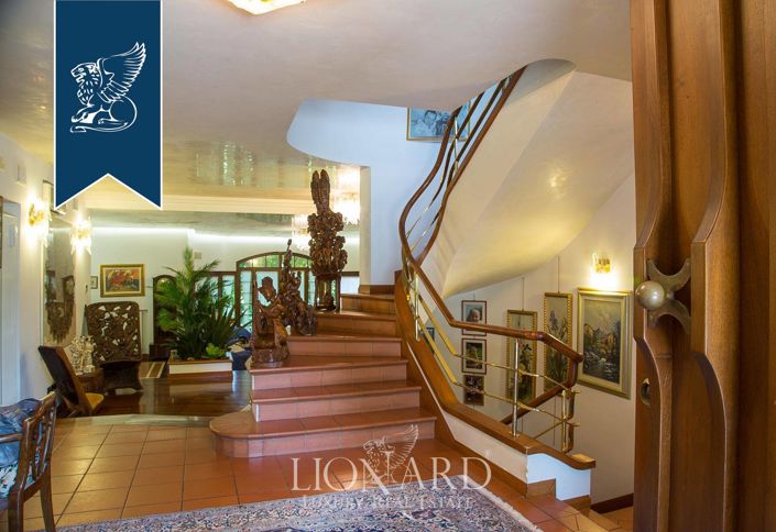 Image No.34-7 Bed Villa for sale