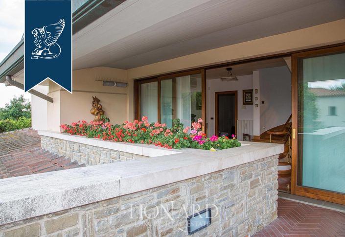 Image No.50-7 Bed Villa for sale