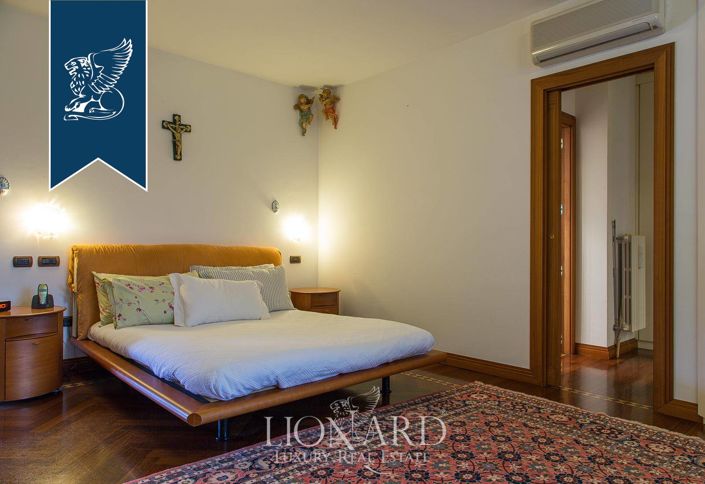 Image No.51-7 Bed Villa for sale