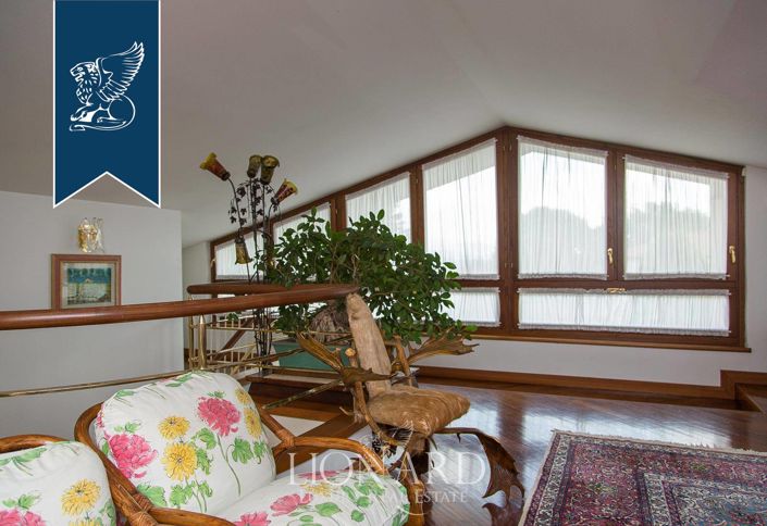 Image No.54-7 Bed Villa for sale