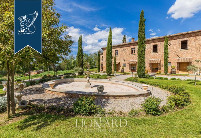 Image No.23-16 Bed Villa for sale