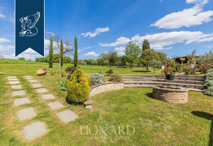 Image No.36-16 Bed Villa for sale