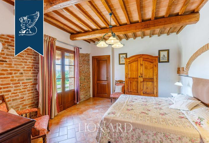 Image No.46-16 Bed Villa for sale