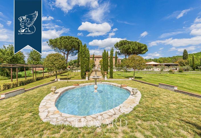 Image No.9-16 Bed Villa for sale