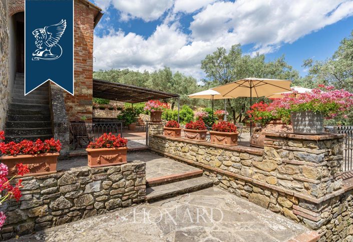 Image No.28-15 Bed Farmhouse for sale