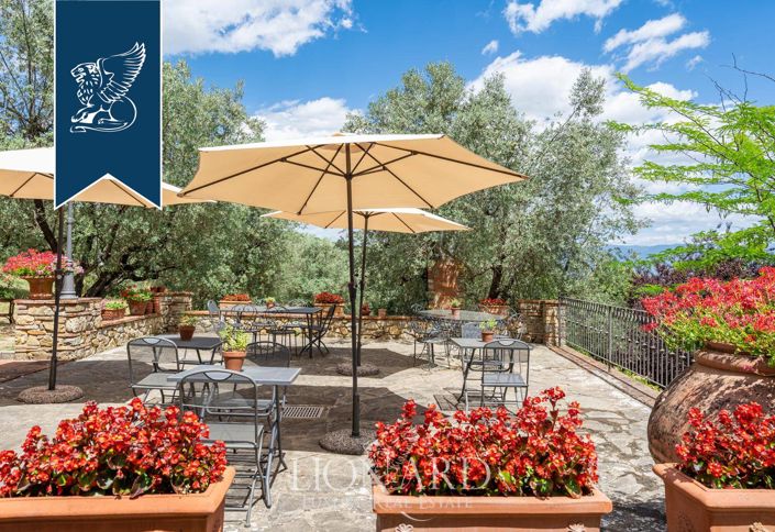 Image No.32-15 Bed Farmhouse for sale