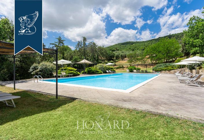 Image No.35-15 Bed Farmhouse for sale