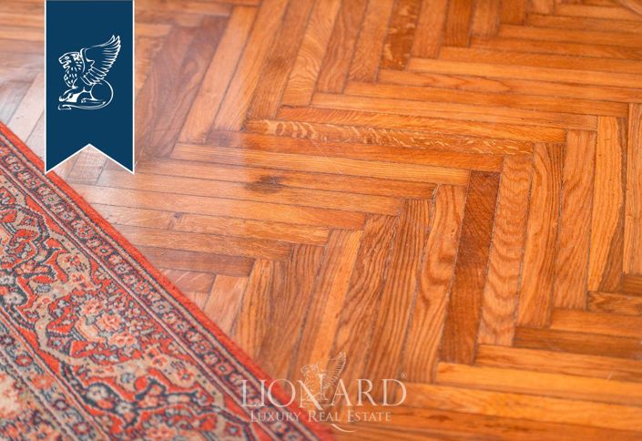 Image No.26-5 Bed Villa for sale