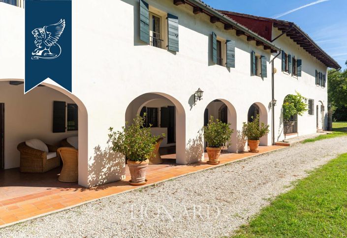 Image No.12-6 Bed Villa for sale