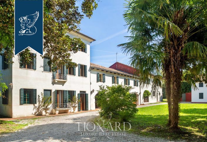 Image No.4-6 Bed Villa for sale