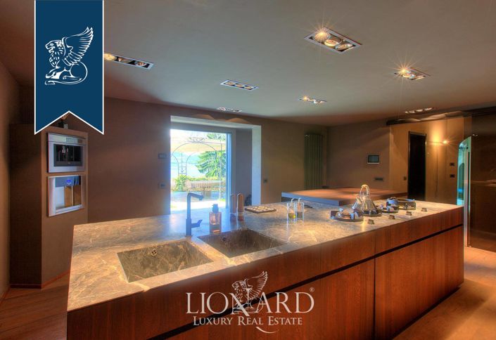 Image No.22-Villa de 6 chambres à vendre à Verbania