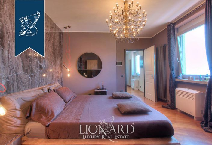 Image No.40-Villa de 6 chambres à vendre à Verbania