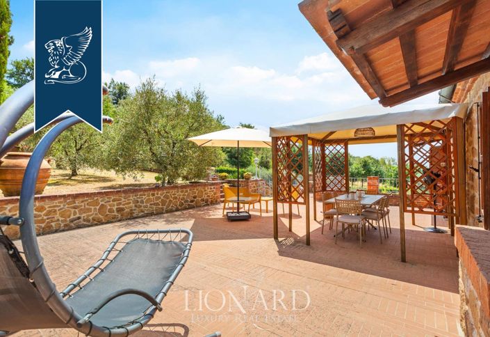 Image No.10-3 Bed Villa for sale