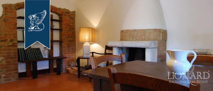 Image No.10-Maison de campagne de 8 chambres à vendre à Grosseto