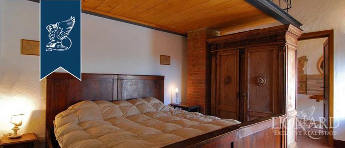 Image No.13-Maison de campagne de 8 chambres à vendre à Grosseto