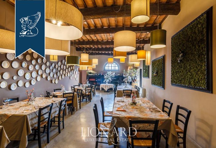 Image No.24-8 Bed Villa for sale