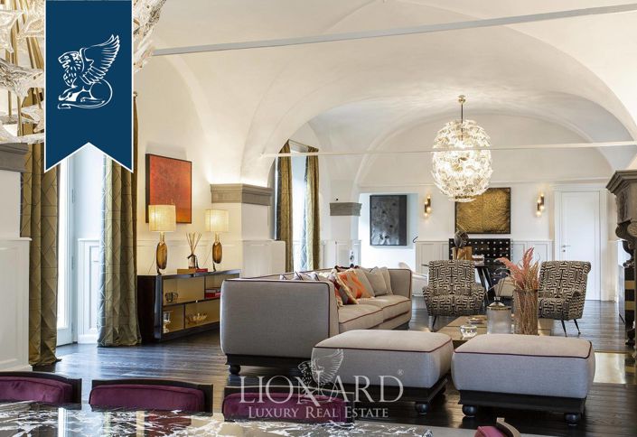 Image No.48-9 Bed Villa for sale