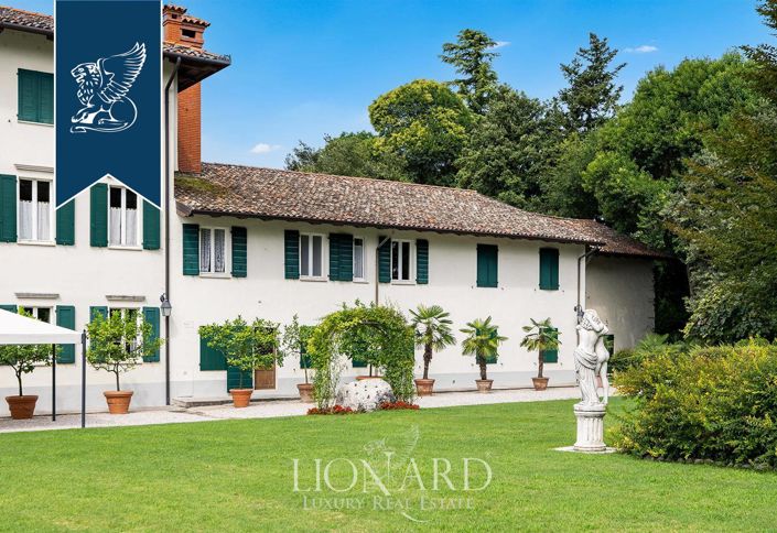 Image No.5-7 Bed Villa for sale