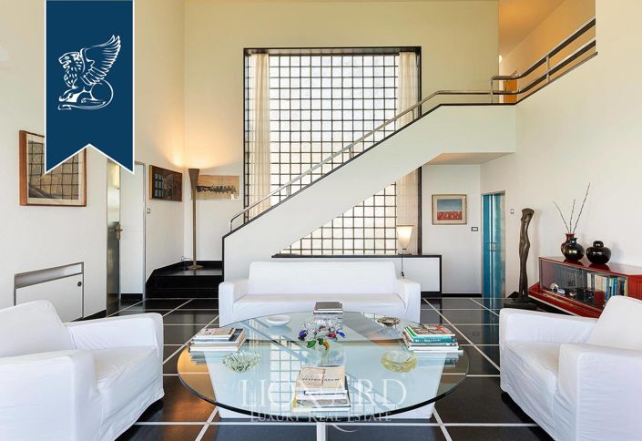 Image No.34-9 Bed Villa for sale