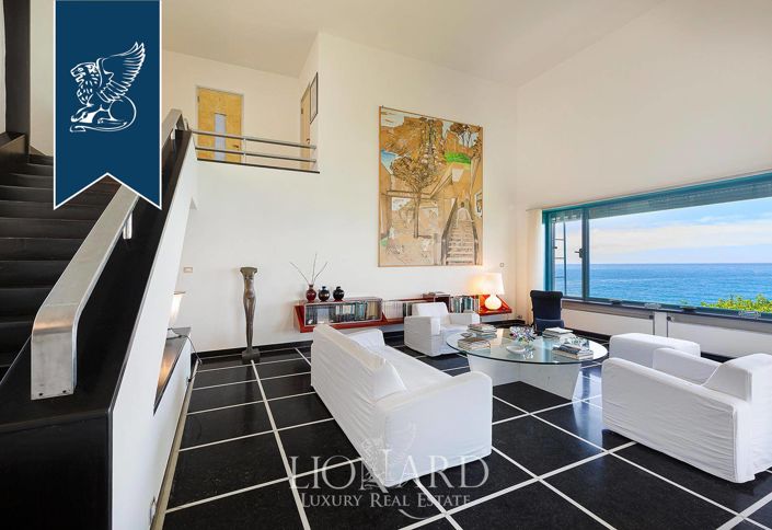 Image No.36-9 Bed Villa for sale