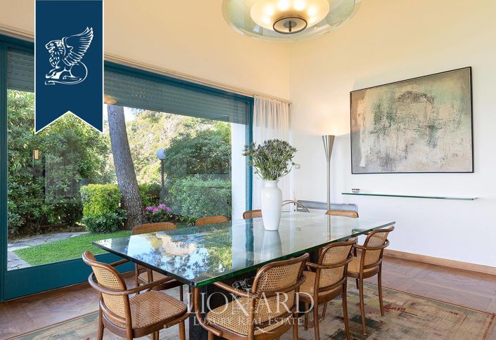 Image No.40-9 Bed Villa for sale