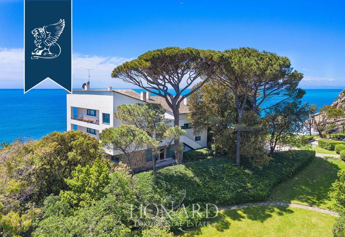 Image No.6-9 Bed Villa for sale