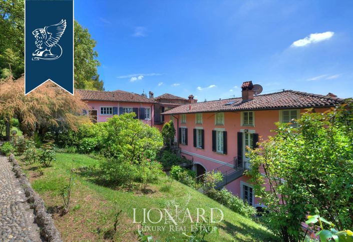 Image No.10-11 Bed Villa for sale