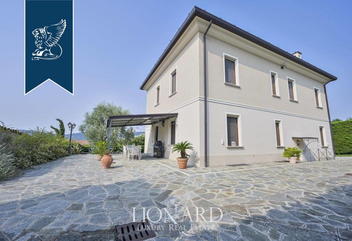 Image No.6-3 Bed Villa for sale