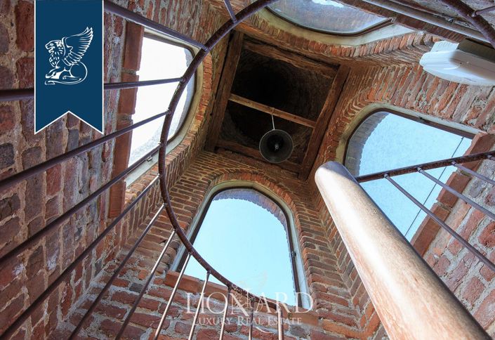 Image No.36-5 Bed Villa for sale