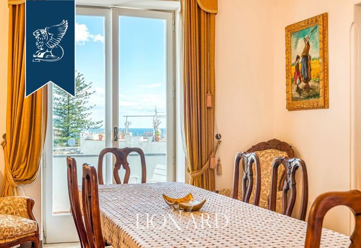 Image No.11-4 Bed Apartment for sale