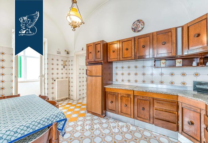 Image No.28-4 Bed Apartment for sale