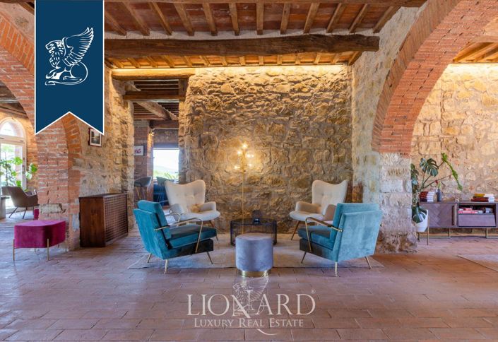 Image No.10-Ferme de 20 chambres à vendre à Montieri