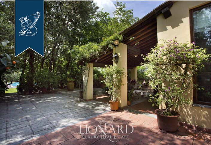 Image No.25-7 Bed Farmhouse for sale