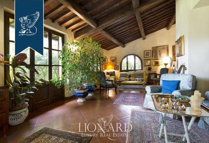 Image No.30-7 Bed Farmhouse for sale