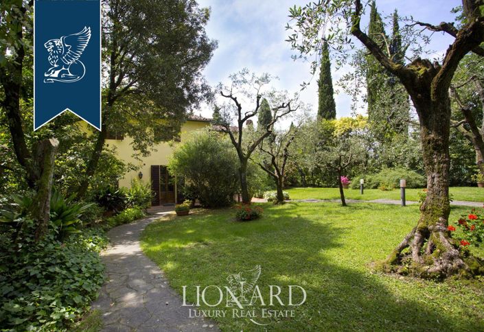 Image No.4-7 Bed Farmhouse for sale