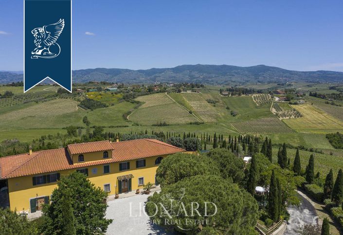 Image No.39-9 Bed Farmhouse for sale