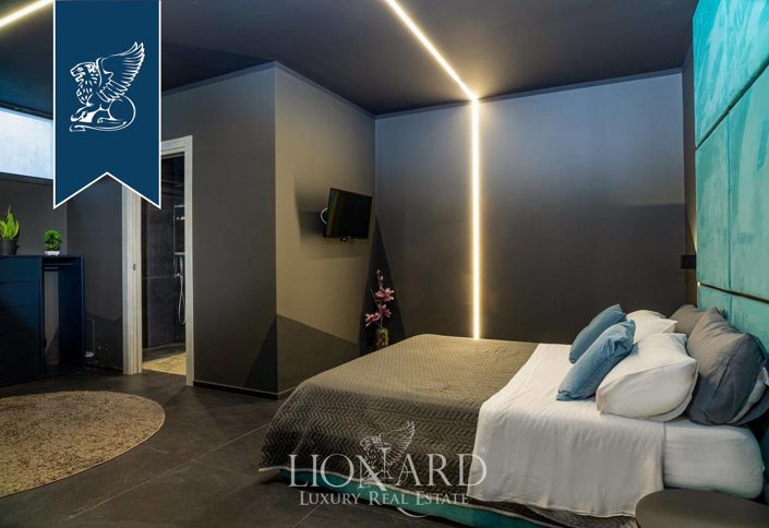 Image No.18-3 Bed Villa for sale