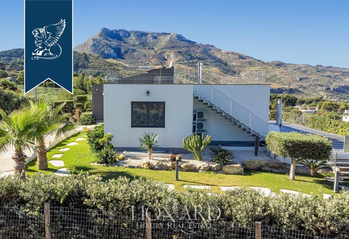 Image No.2-3 Bed Villa for sale