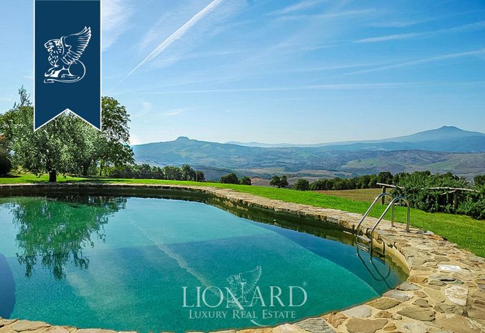 Image No.26-9 Bed Farmhouse for sale